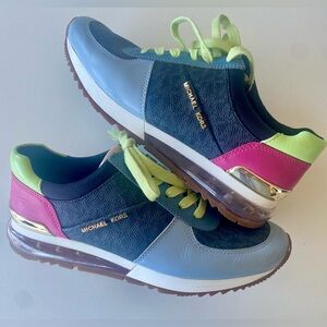Michael Kors Allie Extreme Color Block Leather Logo Trainer Sz 6.5 $130